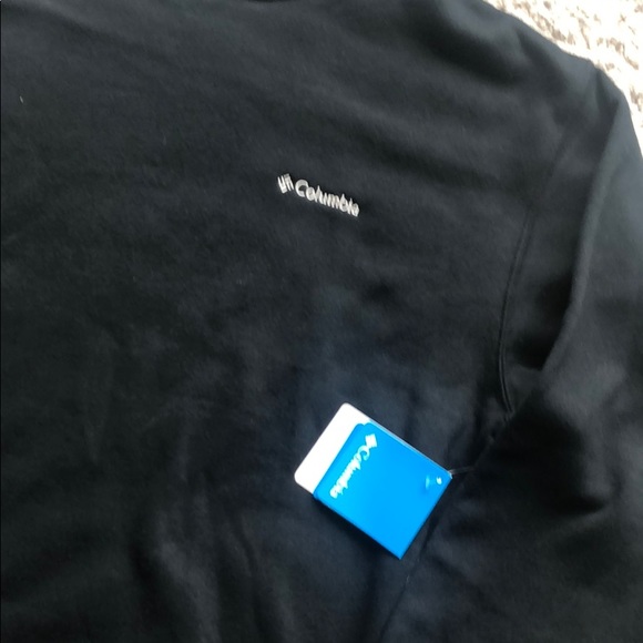 Columbia pull over sweater🔥🔥 - Picture 3 of 4